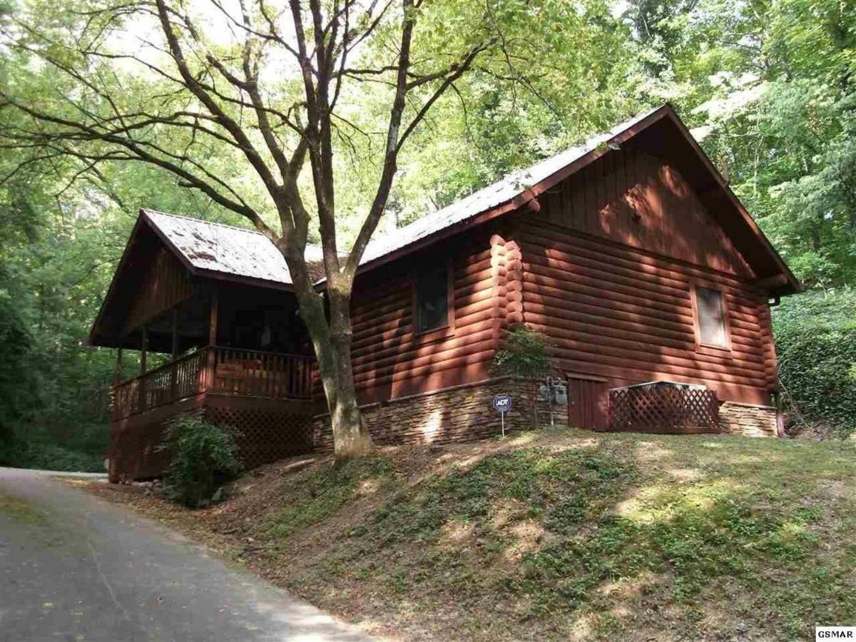 Log Cabin! 1Mile From The Action! Private Lane! Hot Tub! Pool Table! Villa Pigeon Forge Exteriör bild